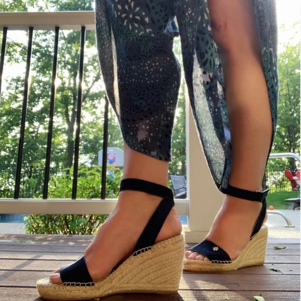NWOT Tory Burch Bima espadrille wedge - Black 8.5